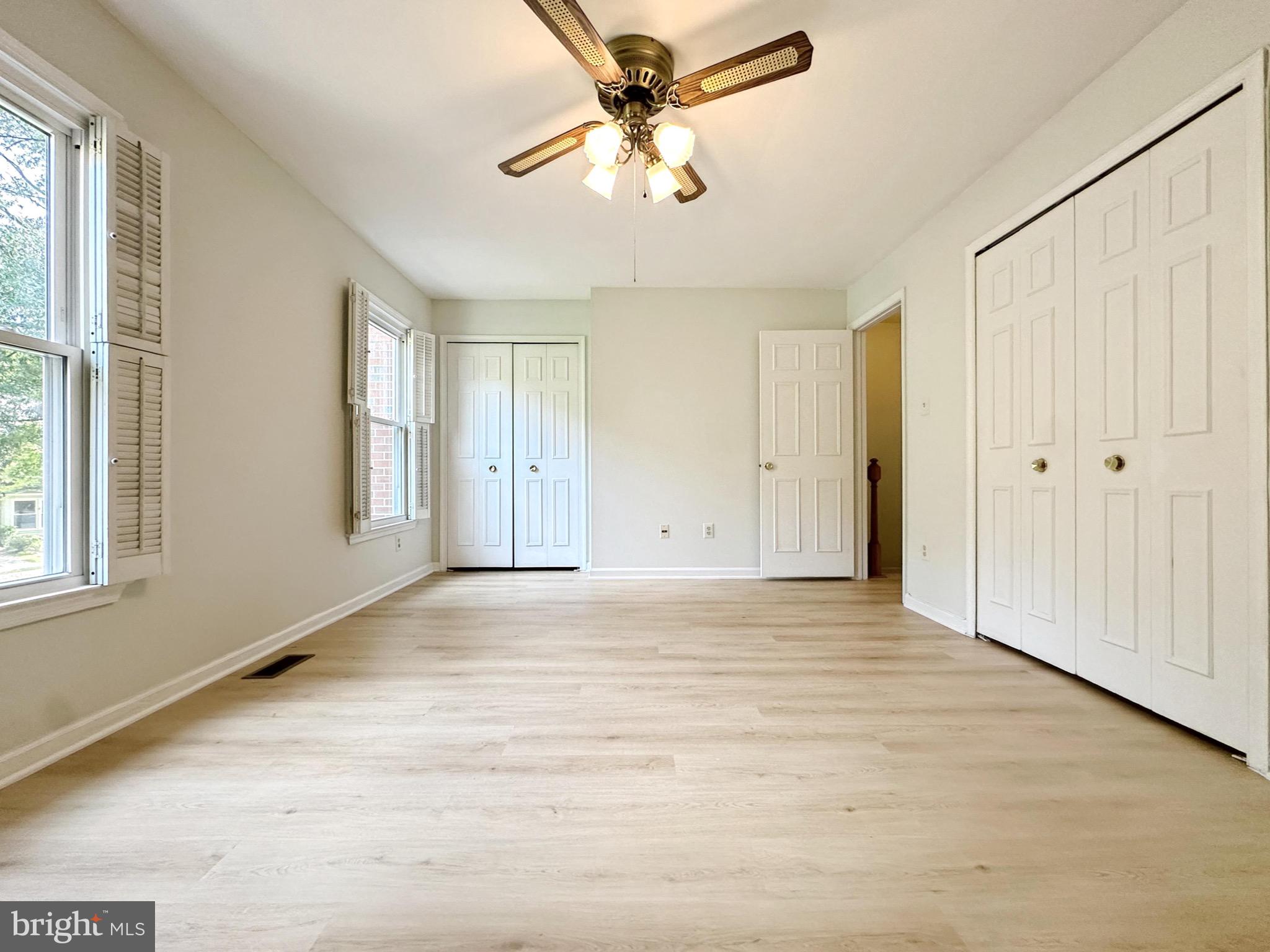 6260 Rathlin Drive Springfield, VA 22152 - Photo 17 of 27 a view of an empty room with a window