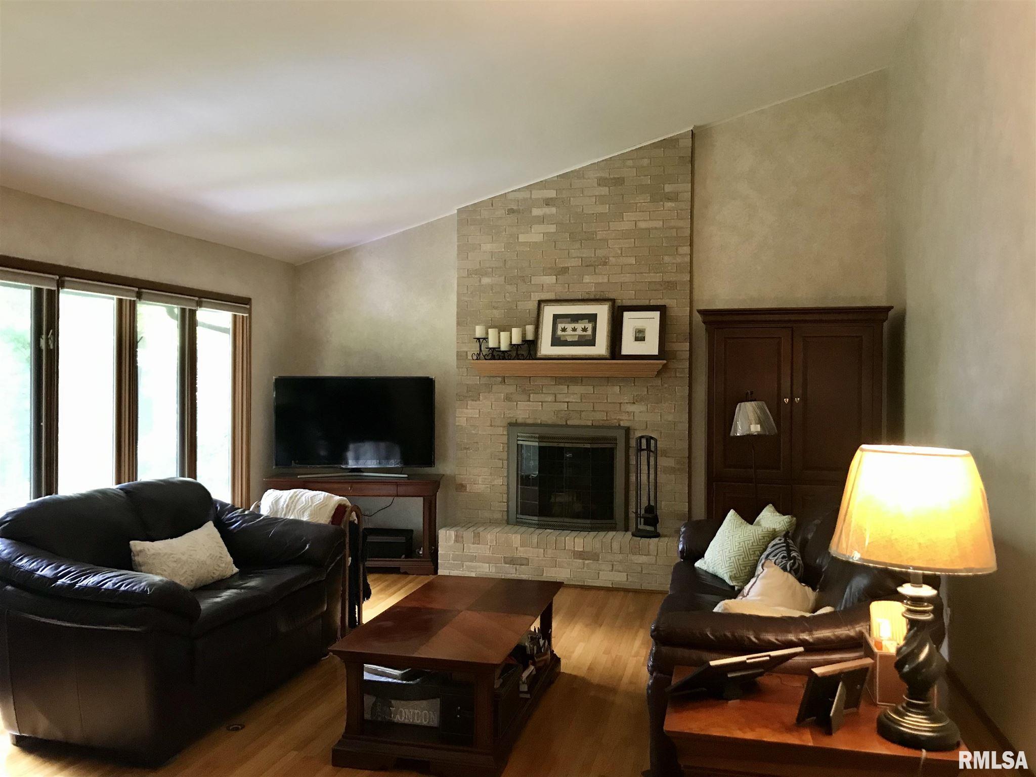 518 Union Grove Road Carbondale, IL 62903 - Photo 2 of 29