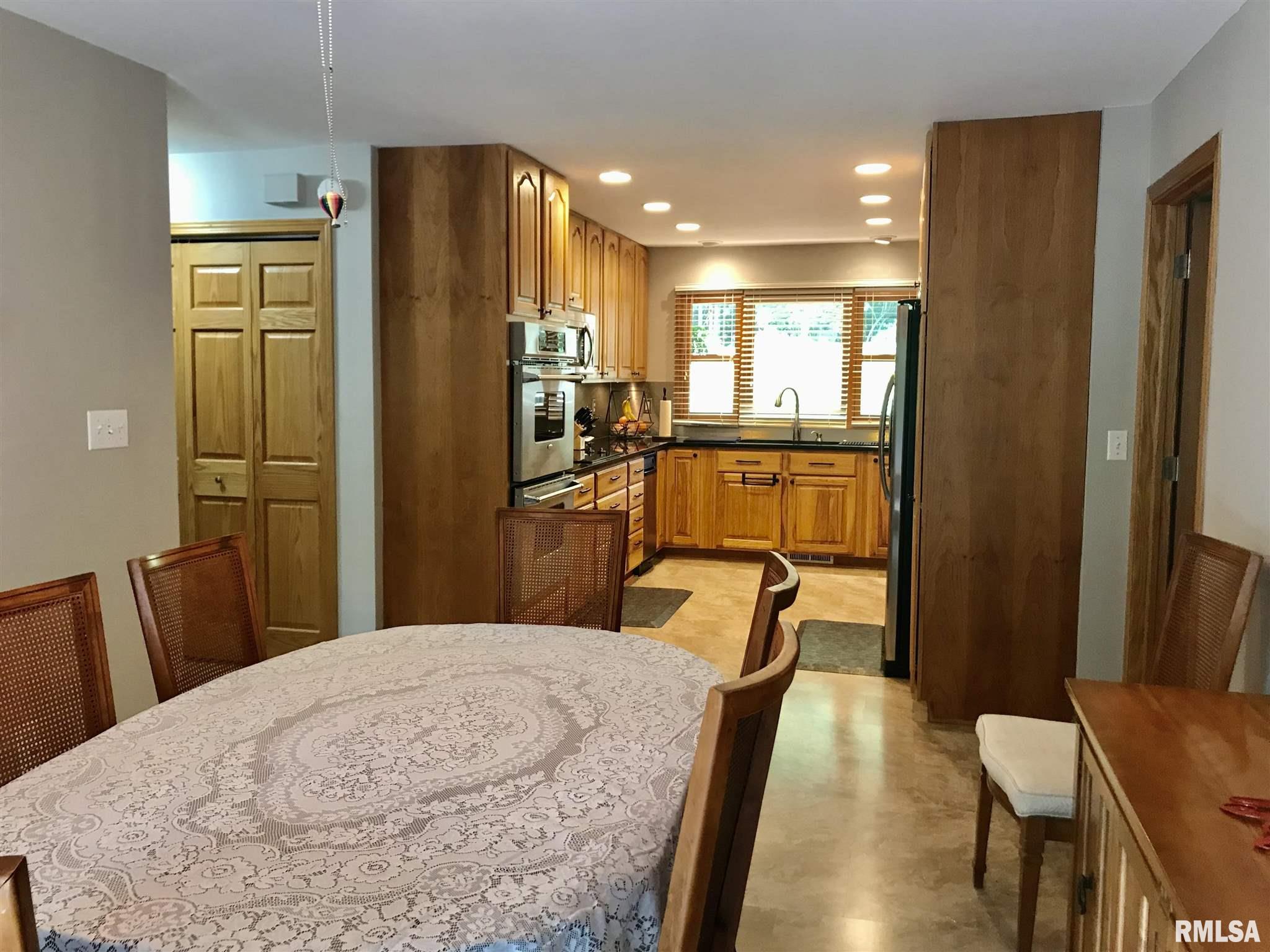 518 Union Grove Road Carbondale, IL 62903 - Photo 4 of 29