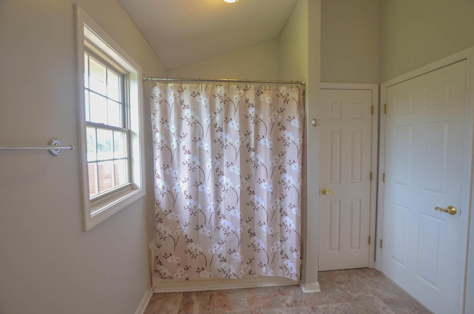 5195 Shoemaker Road Ashley, OH 43003 - Photo 10 of 27