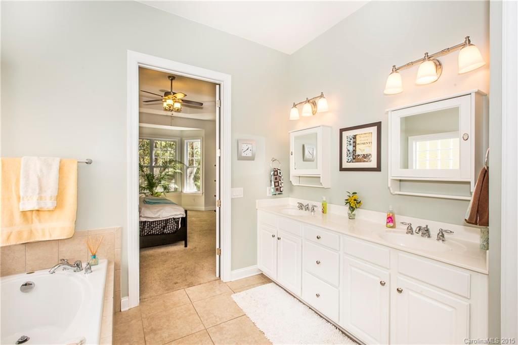 354 Windell Drive Fort Mill, SC 29708 - Photo 10 of 24 Gallery Image 10