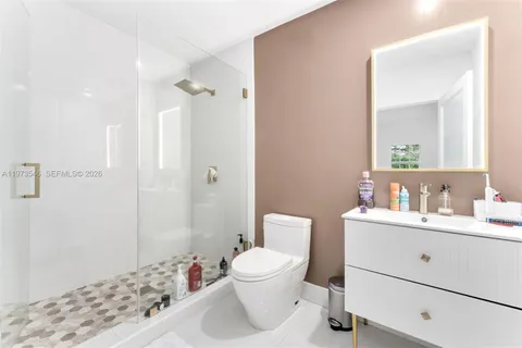 $2,695,000 | 400 Southwest 24th Road, Miami, FL 33129