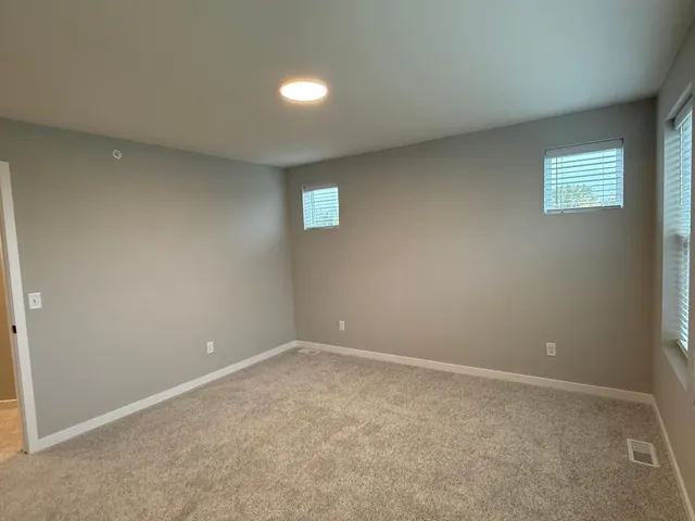 $2,950 | 1791 Hauer Trail, Shakopee, MN 55379