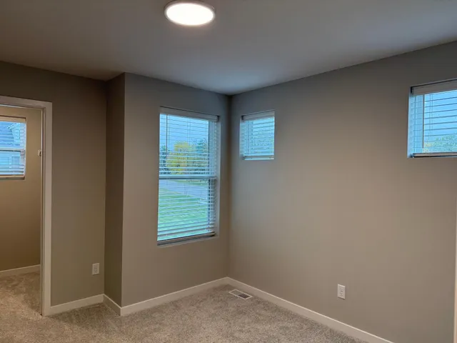 $2,950 | 1791 Hauer Trail, Shakopee, MN 55379