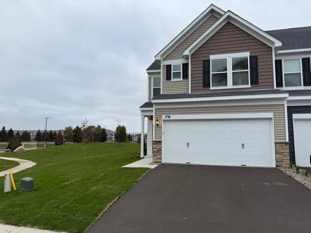 $2,950 | 1791 Hauer Trail, Shakopee, MN 55379