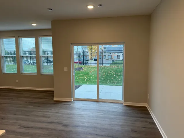 $2,950 | 1791 Hauer Trail, Shakopee, MN 55379