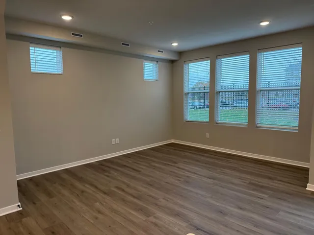 $2,950 | 1791 Hauer Trail, Shakopee, MN 55379