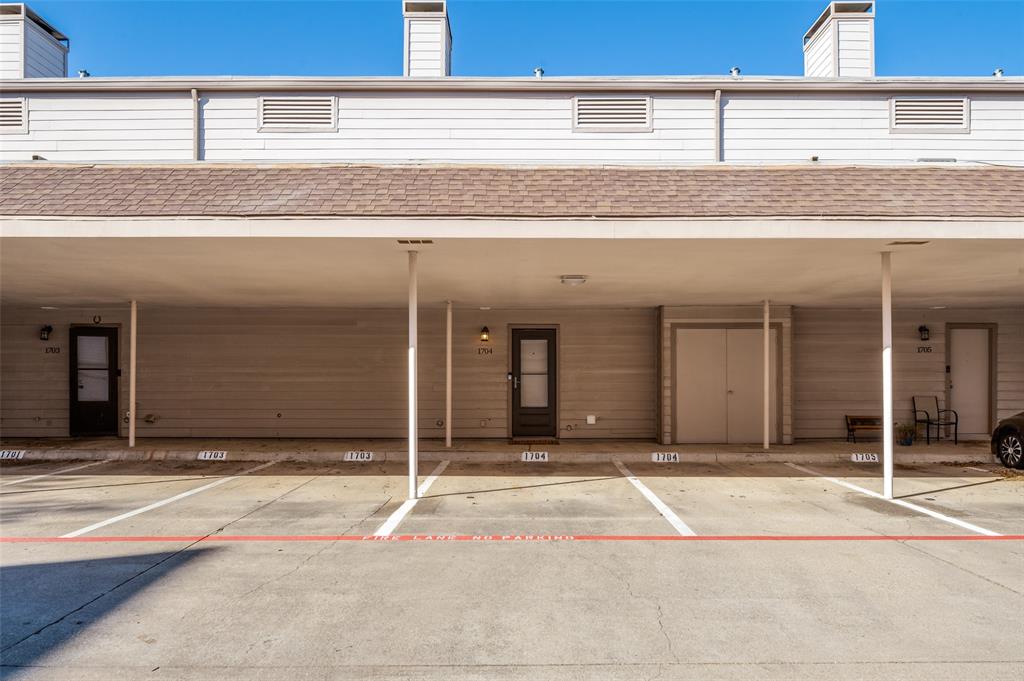 18240 Midway Road, Unit 1704 Dallas, TX 75287 - Photo 25 of 25 a house with a outdoor space