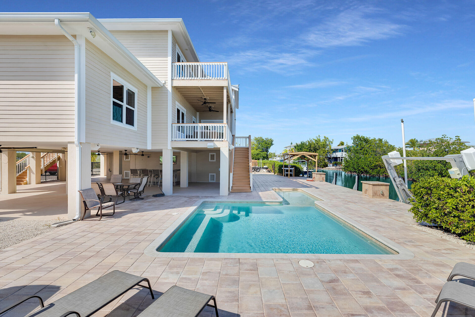 333 Indies Road Summerland Key, FL 33042 - Photo 39 of 66 a view of outdoor space and seating area