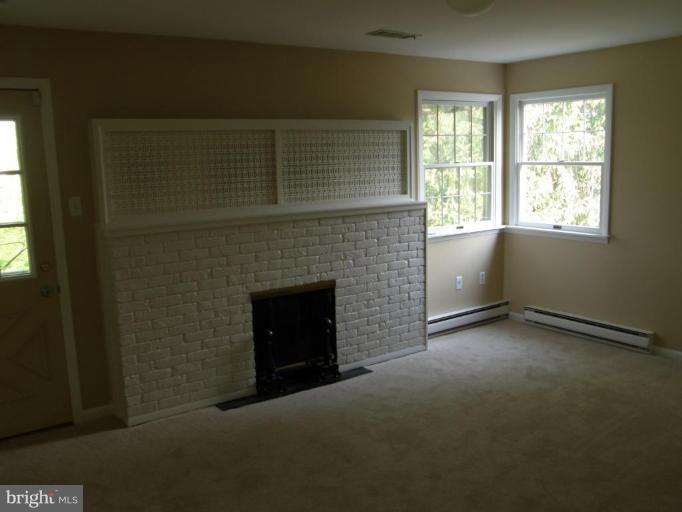 19717 Spring Creek Road Hagerstown, MD 21742 - Photo 4 of 12 Bedroom #1