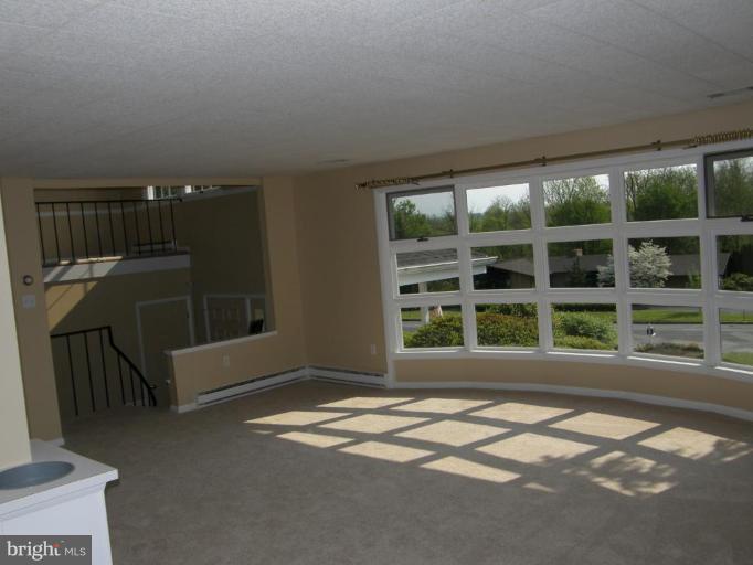 19717 Spring Creek Road Hagerstown, MD 21742 - Photo 9 of 12 Living Room #2
