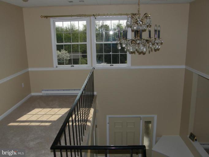 19717 Spring Creek Road Hagerstown, MD 21742 - Photo 10 of 12 Entrance / Foyer