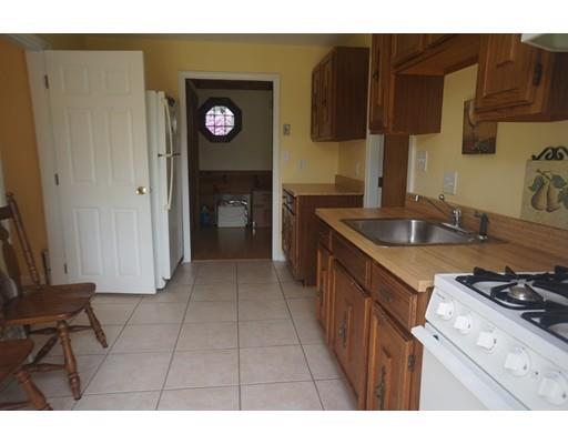 48 Robin Hood Road Marlborough, MA 01752 - Photo 17 of 40 Gallery Image 17