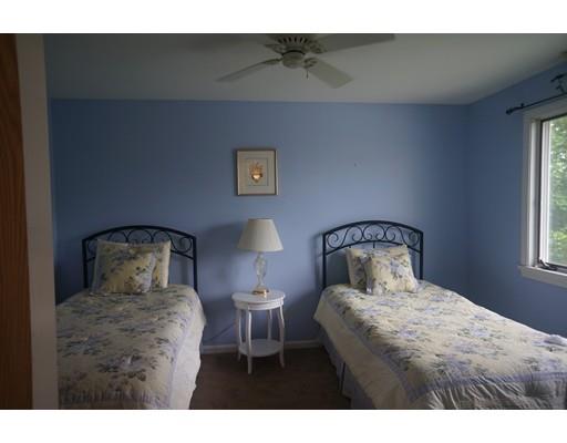48 Robin Hood Road Marlborough, MA 01752 - Photo 19 of 40 Gallery Image 19