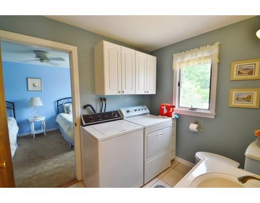 48 Robin Hood Road Marlborough, MA 01752 - Photo 32 of 40 Gallery Image 32