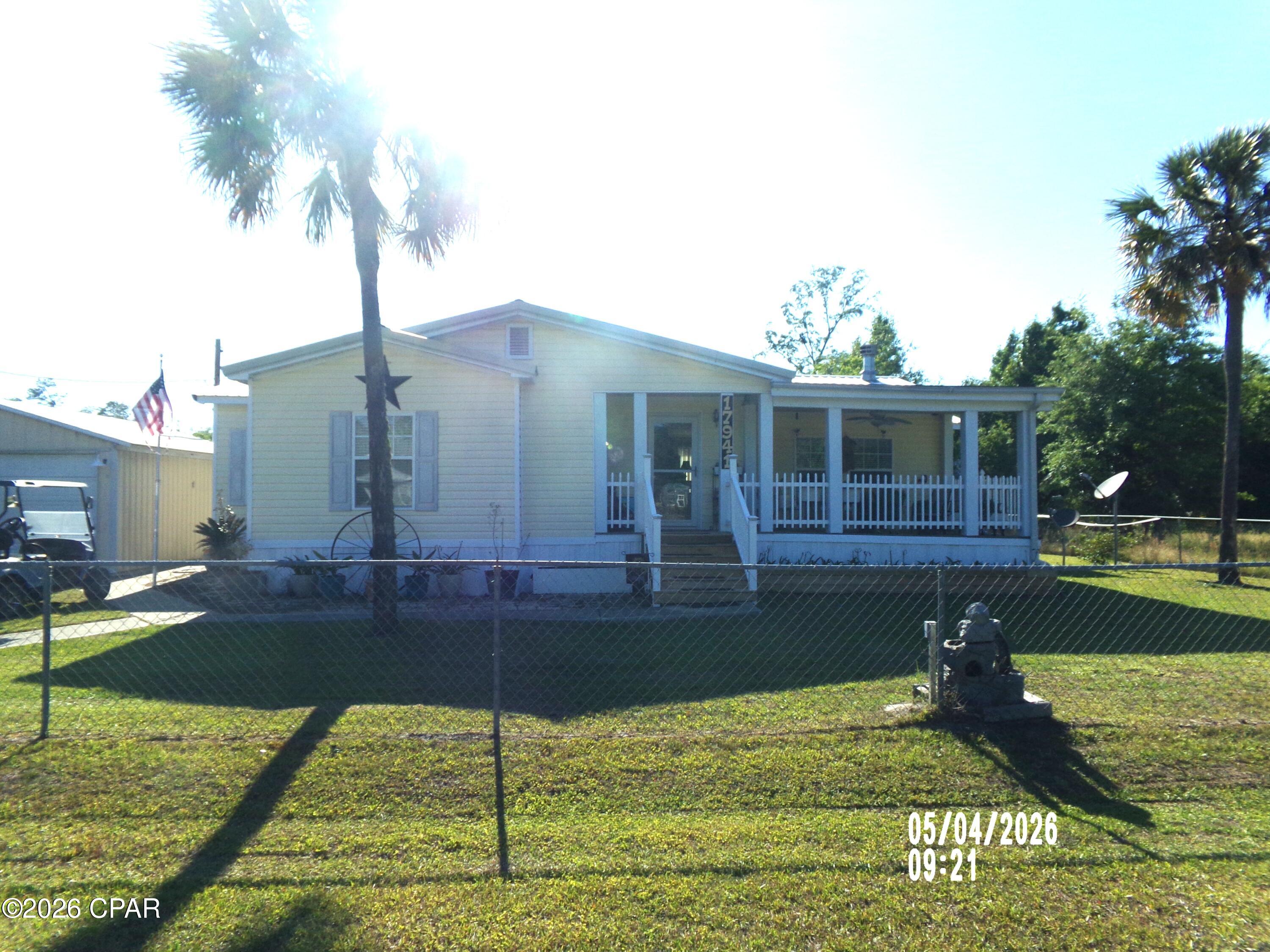 17941 Park Place Road Fountain, FL 32438 - Photo 2 of 30