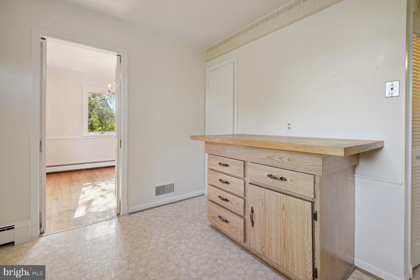 104 St Lawrence Drive Silver Spring, MD 20901 - Photo 13 of 34