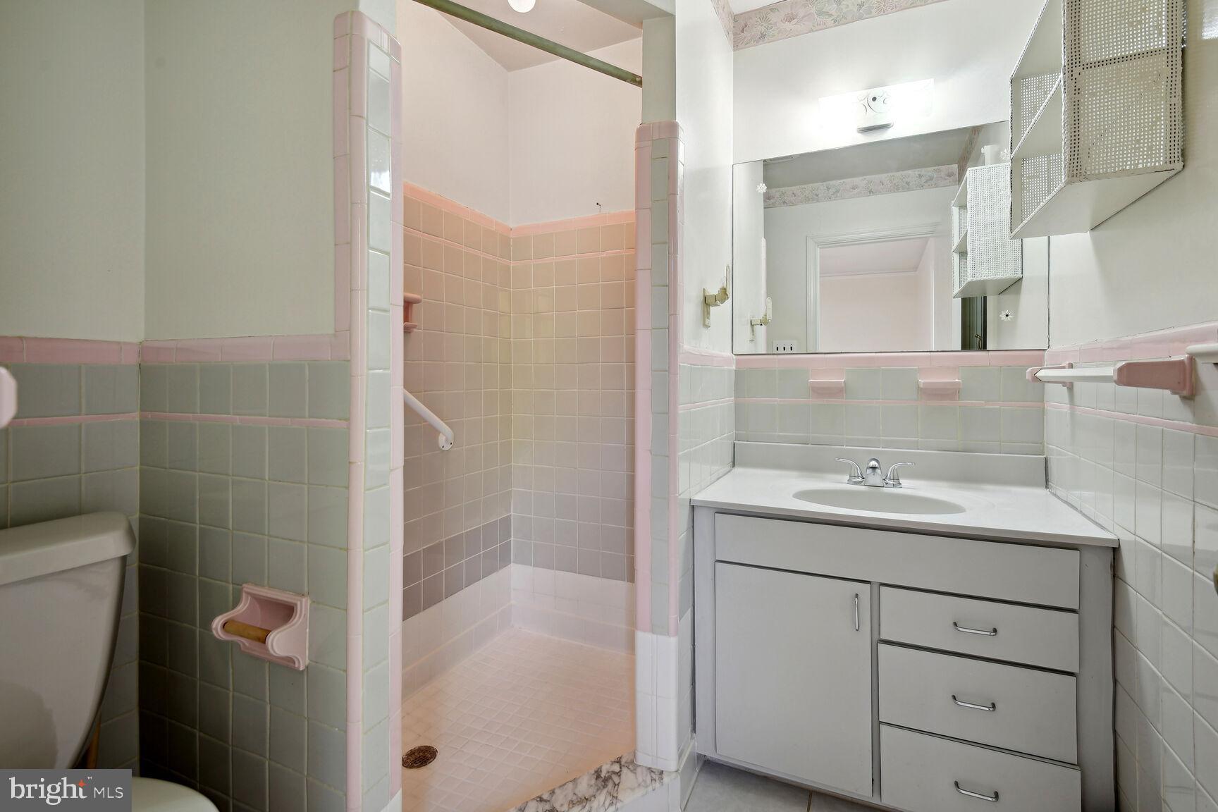 104 St Lawrence Drive Silver Spring, MD 20901 - Photo 17 of 34