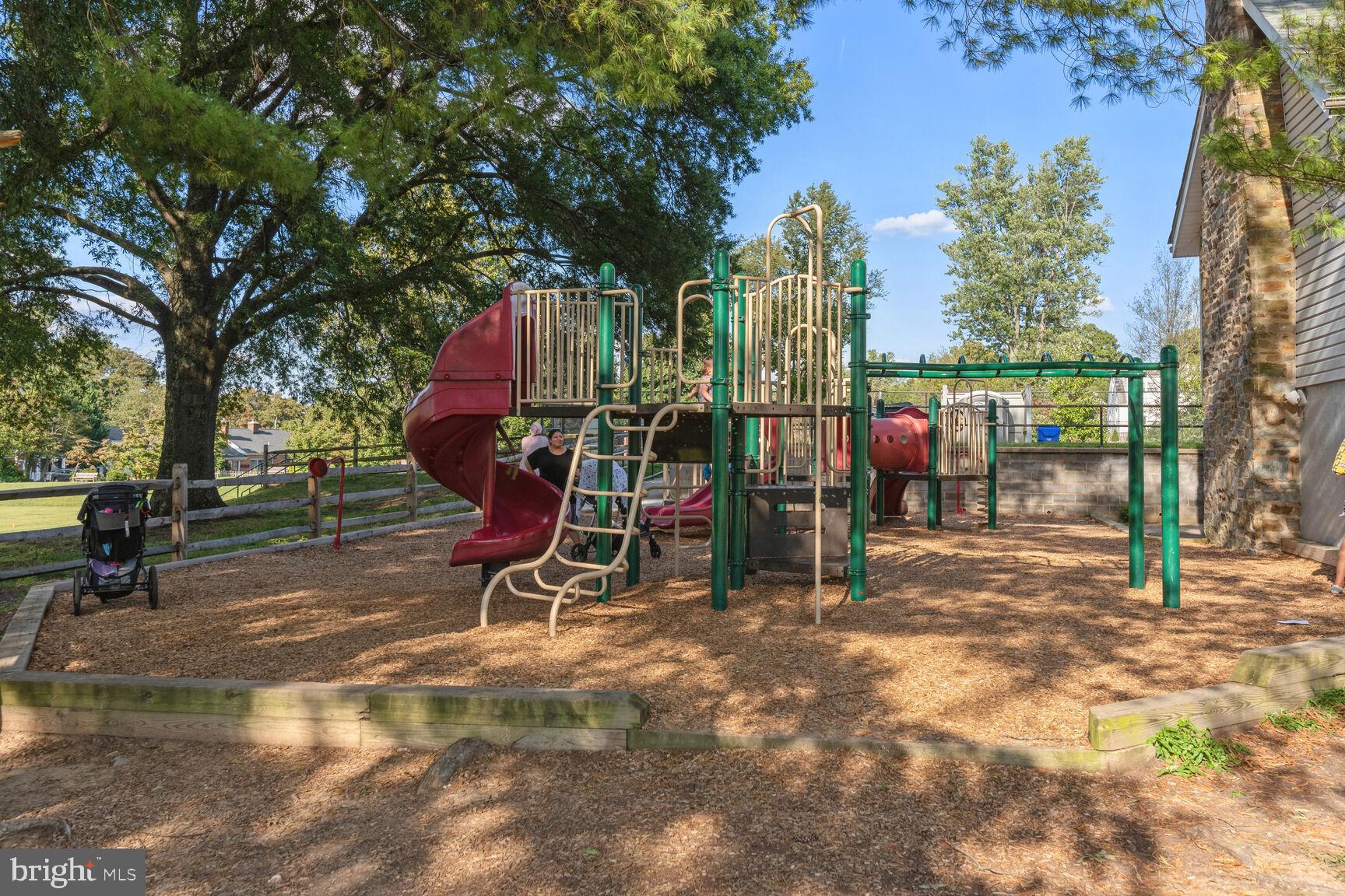 104 St Lawrence Drive Silver Spring, MD 20901 - Photo 28 of 34