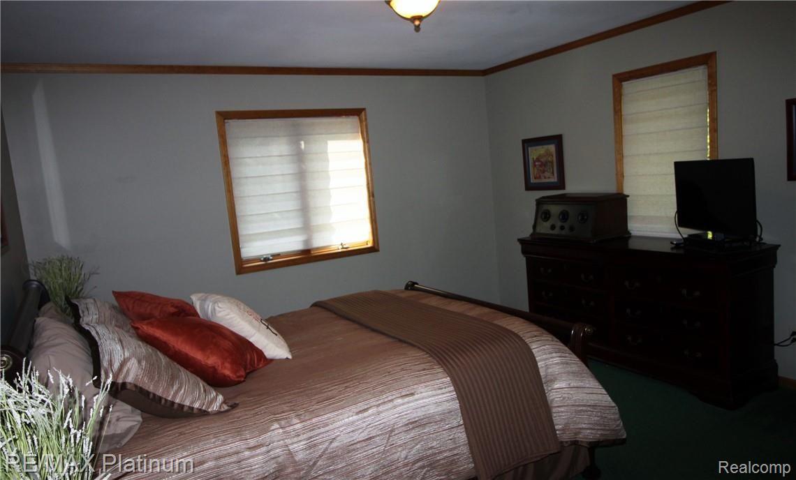 11310 Linden Road Fenton, MI 48430 - Photo 33 of 73 IMG_5083.JPG