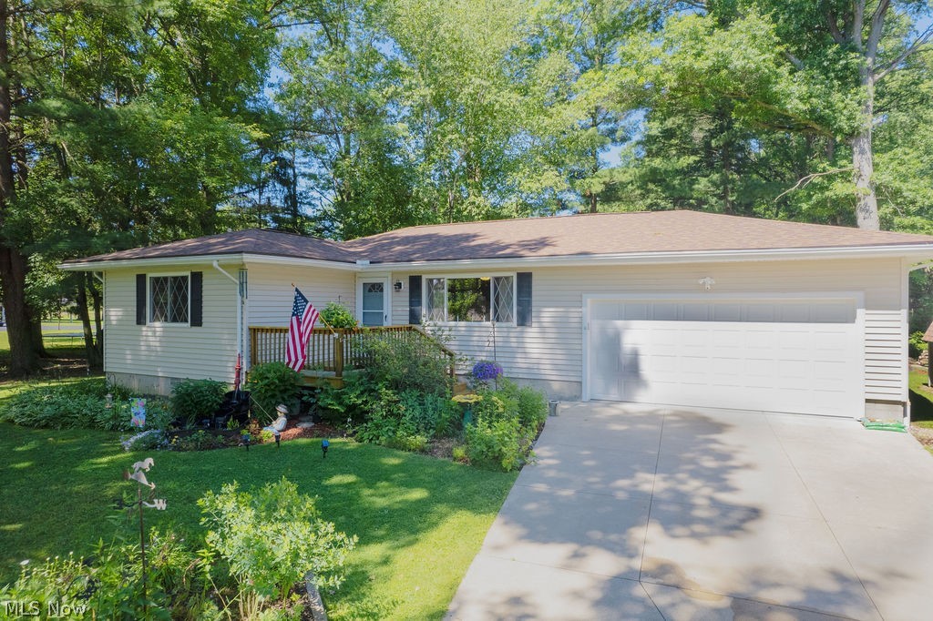 1195 New Milford Road Atwater, OH 44201 - Photo 1 of 38