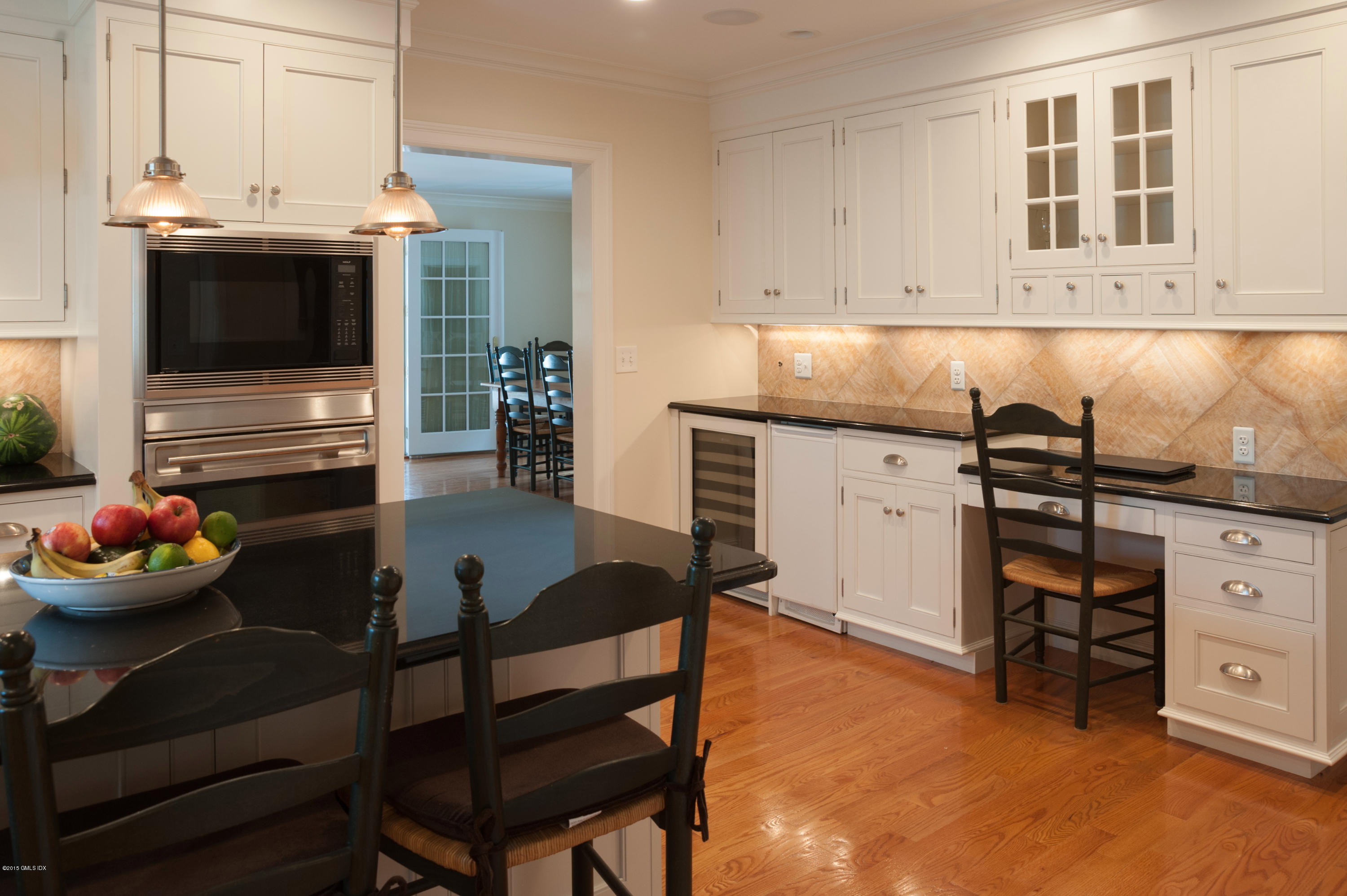 18 Hassake Road Old Greenwich, CT 06870 - Photo 8 of 22 Kitchen