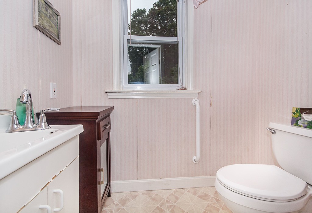 27 Princeton Road Malden, MA 02148 - Photo 9 of 14 Gallery Image 9