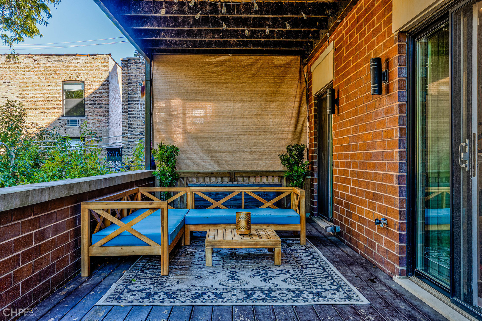 4603 North Racine Avenue, Unit 201 Chicago, IL 60640 - Photo 28 of 33 a view of swimming pool with outdoor seating