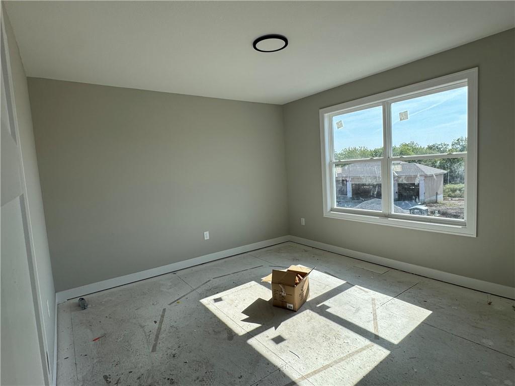 834 Reed Drive Raymore, MO 64083 - Photo 9 of 21 Gallery Image 9