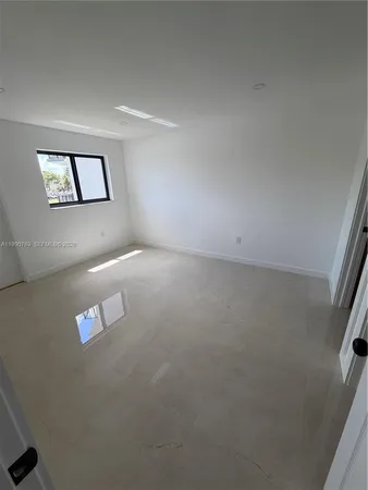 $2,400 | 1820 West 53rd Street, Unit 201, Hialeah, FL 33012