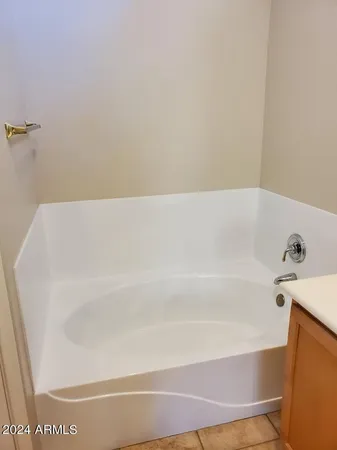 $2,400 | 1864 West Olive Way, Chandler, AZ 85248