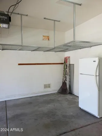 $2,400 | 1864 West Olive Way, Chandler, AZ 85248