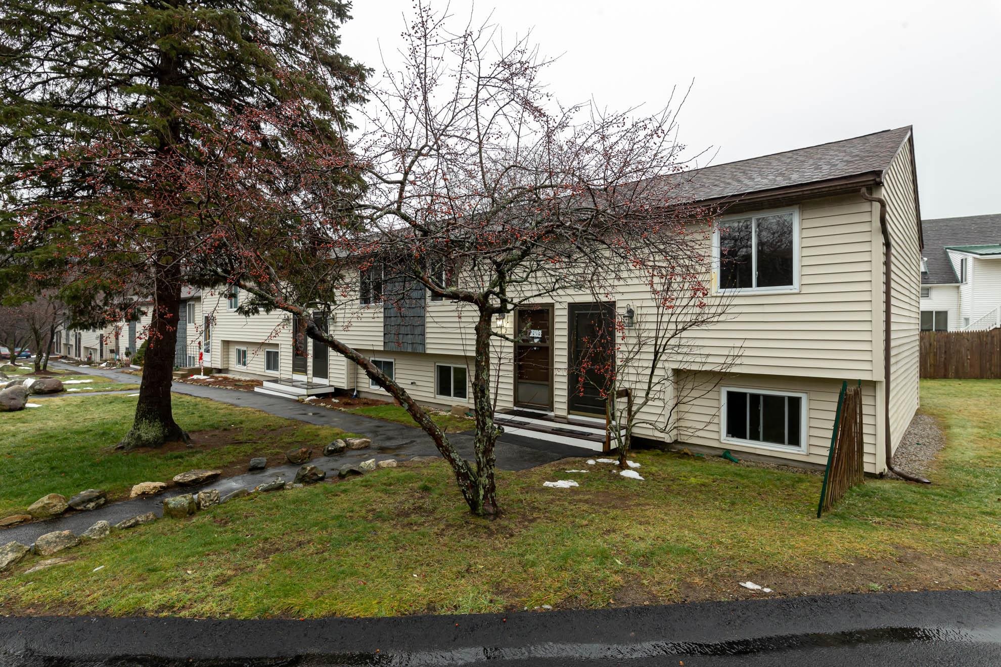 901 Mammoth Road, Unit 1 Manchester, NH 03104 - Photo 1 of 18