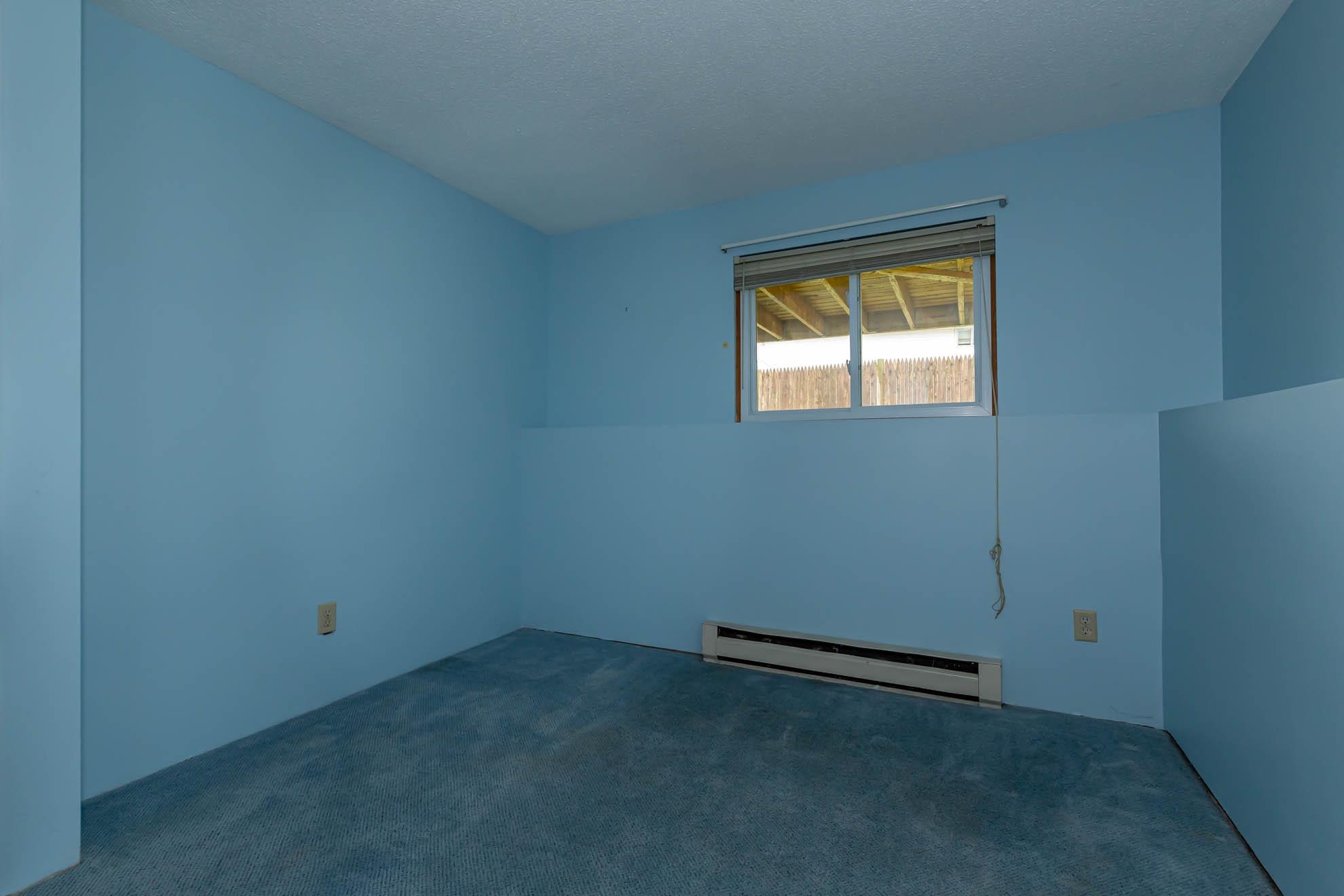 901 Mammoth Road, Unit 1 Manchester, NH 03104 - Photo 11 of 18
