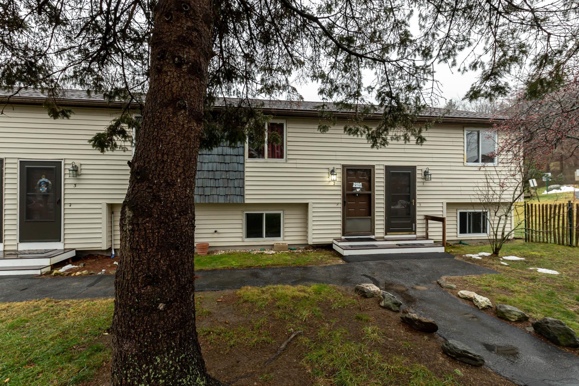 901 Mammoth Road, Unit 1 Manchester, NH 03104 - Photo 2 of 18