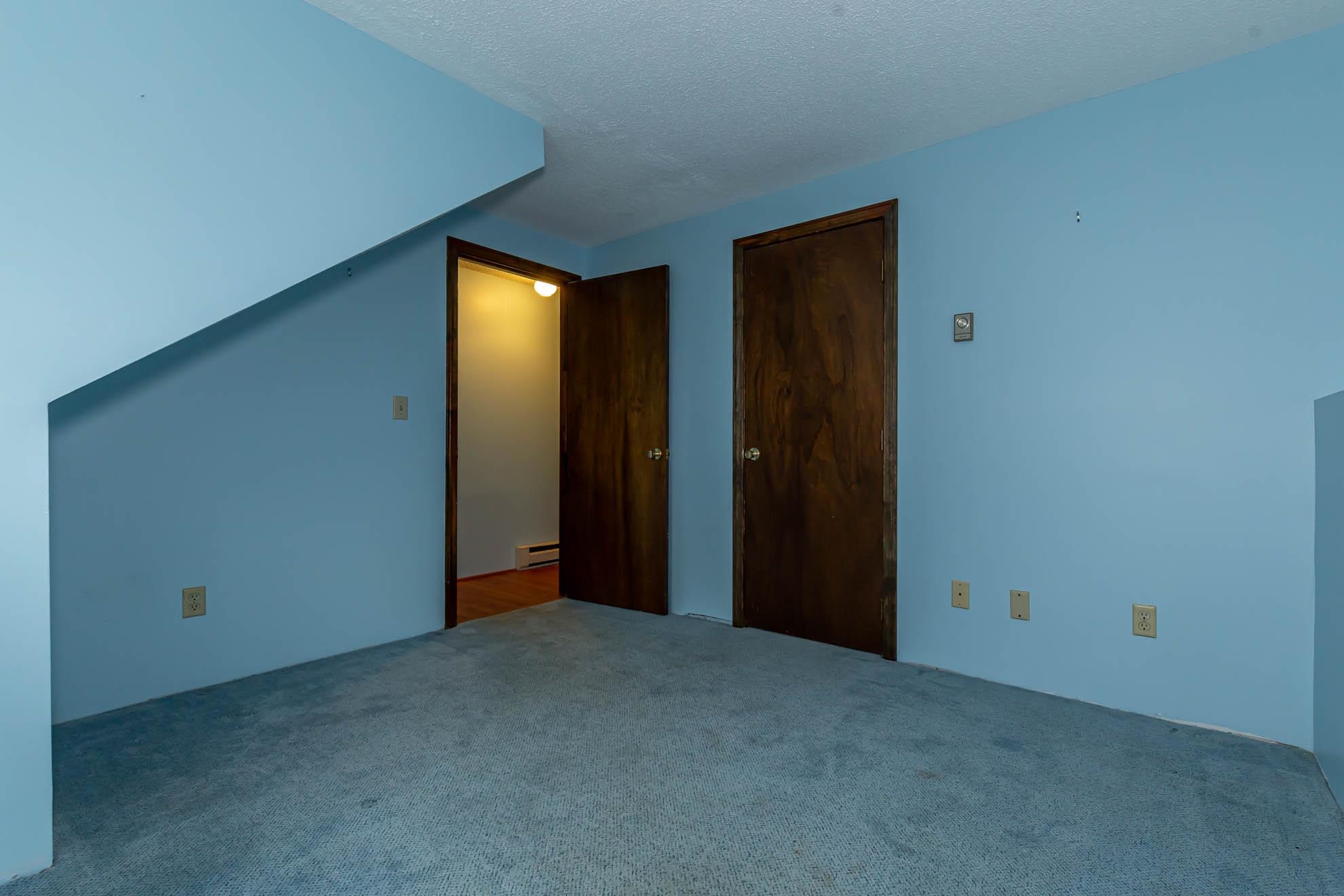 901 Mammoth Road, Unit 1 Manchester, NH 03104 - Photo 9 of 18