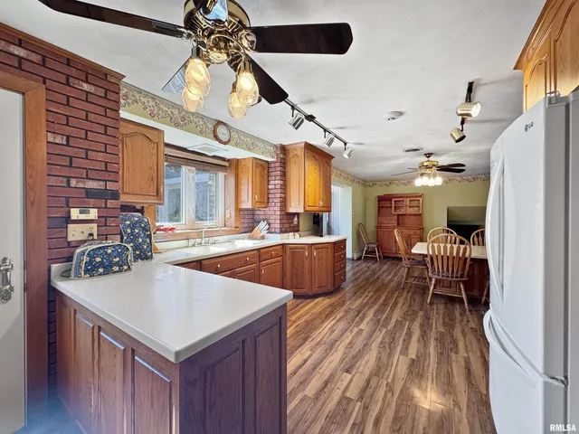 $295,000 | 7 Marlee Drive, Canton, IL 61520