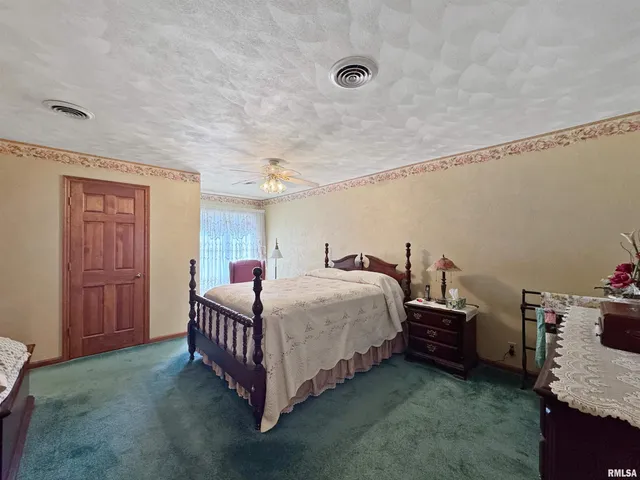 $295,000 | 7 Marlee Drive, Canton, IL 61520