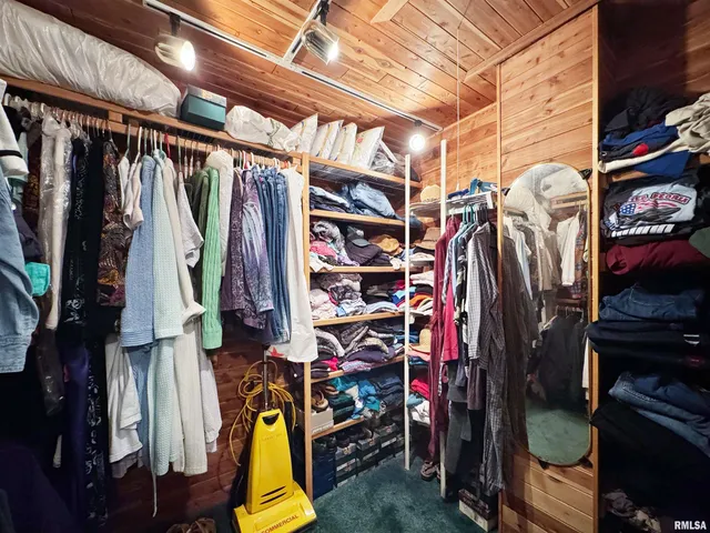 $295,000 | 7 Marlee Drive, Canton, IL 61520