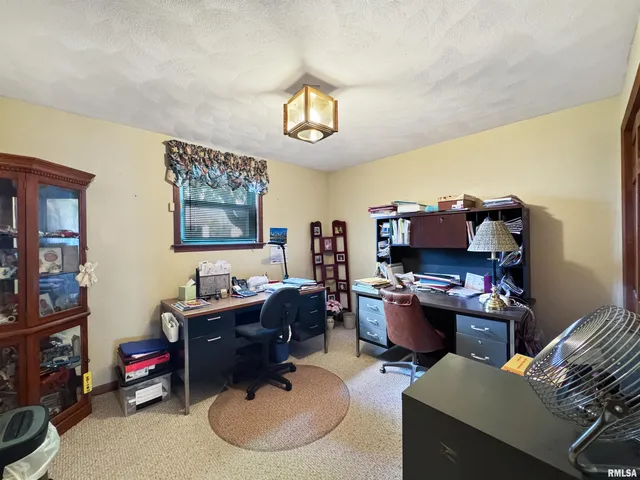 $295,000 | 7 Marlee Drive, Canton, IL 61520