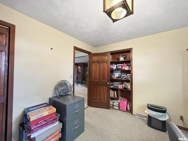 $295,000 | 7 Marlee Drive, Canton, IL 61520