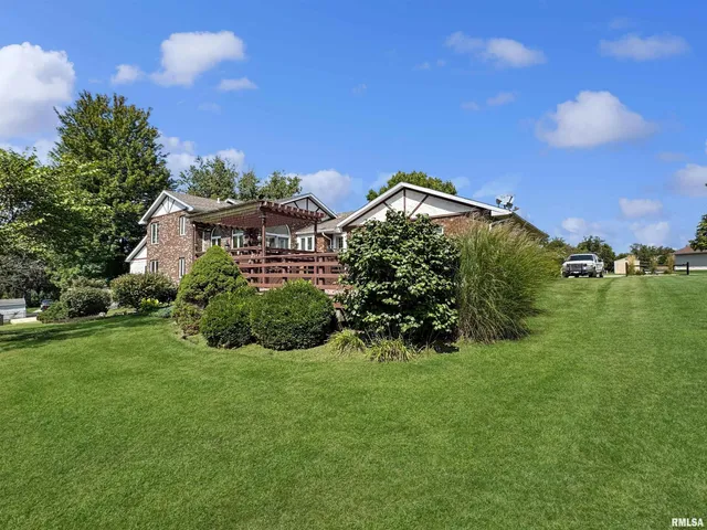 $295,000 | 7 Marlee Drive, Canton, IL 61520