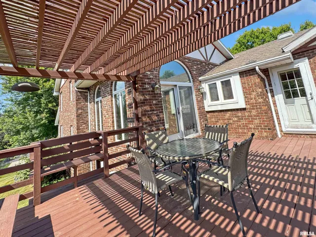 $295,000 | 7 Marlee Drive, Canton, IL 61520