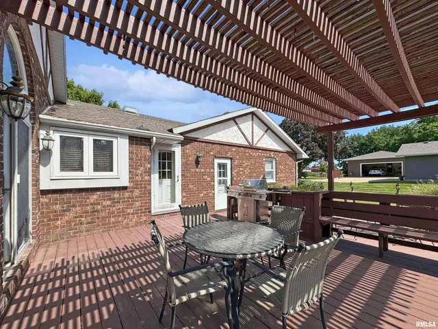 $295,000 | 7 Marlee Drive, Canton, IL 61520