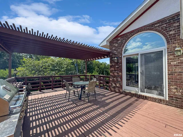 $295,000 | 7 Marlee Drive, Canton, IL 61520