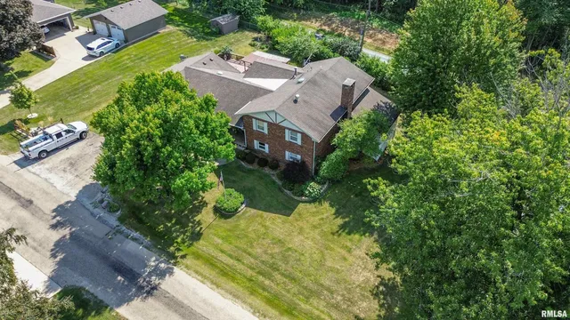 $295,000 | 7 Marlee Drive, Canton, IL 61520