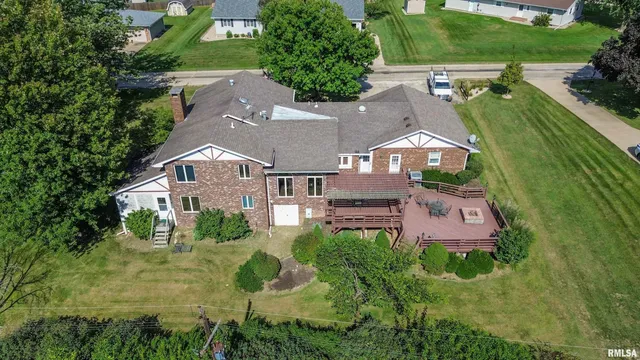 $295,000 | 7 Marlee Drive, Canton, IL 61520