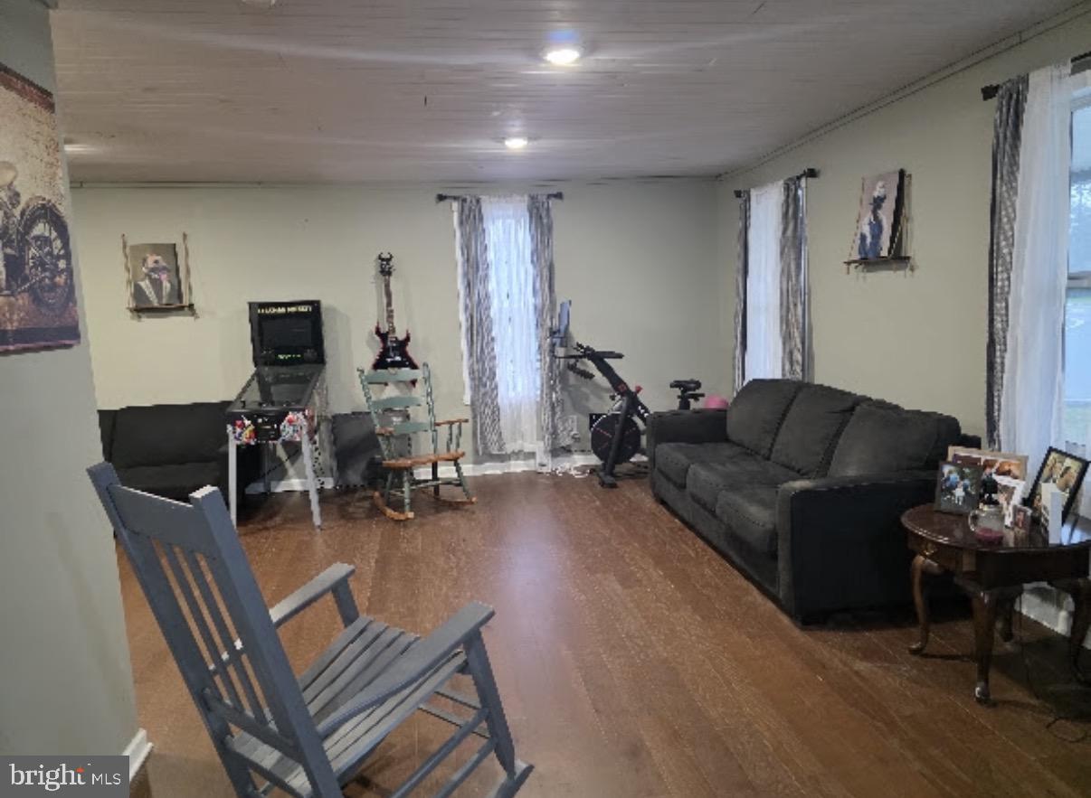 4535 Pearsons Corner Road Dover, DE 19904 - Photo 9 of 19