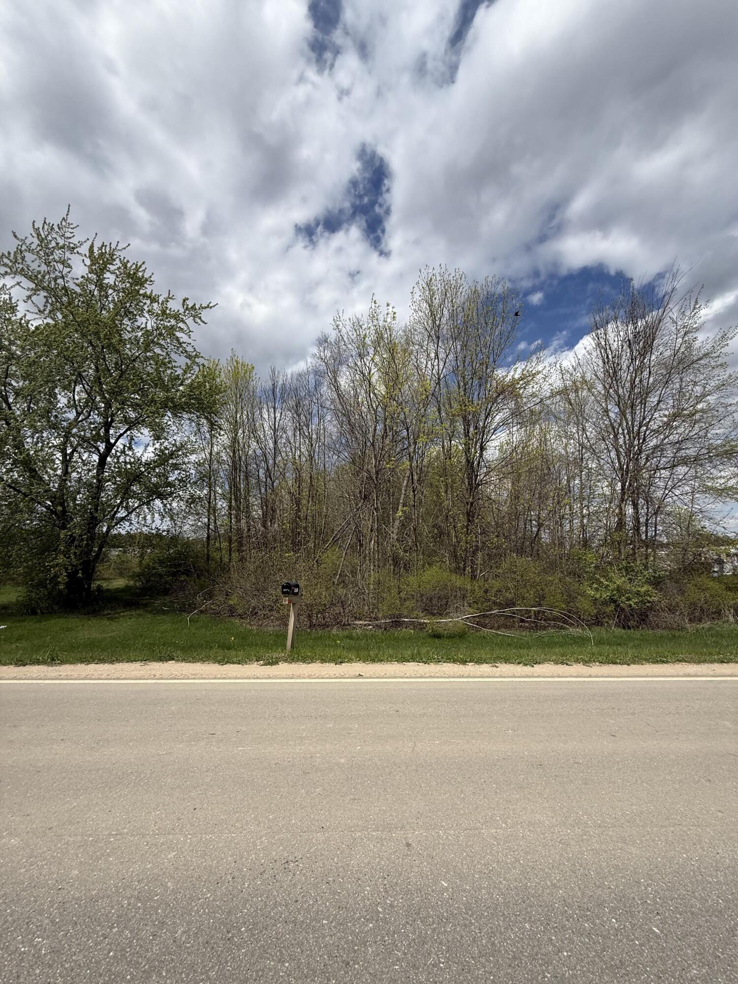 8235 East Sidney Road Crystal, MI 48818 - Photo 14 of 14 beyc6a04cb7e657cb