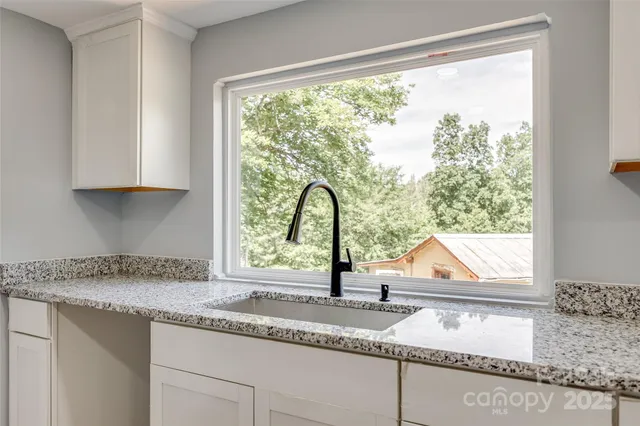 $289,000 | 1224 Martin Road, Hickory Grove, SC 29717